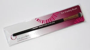 NEU Look Good Feel Better Augen abgewinkelter Make-up Pinsel (unterstützt Frauenkrebs)  - Bild 1 von 1