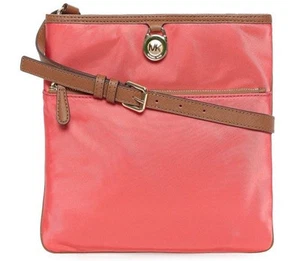 MICHAEL KORS KEMPTON BOLSILLO BANDOLERA Bolso Sandía al atardecer - Imagen 1 de 46