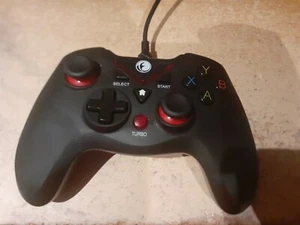 Wired game controller for PC & PS3 - Picture 1 of 7