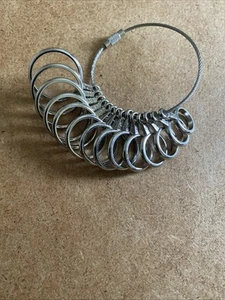 RING SIZER FINGER MEASURE GAUGE BRITISH UK FOR MEN & WOMEN REUSABLE - Picture 1 of 3