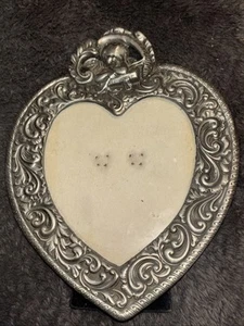 Vintage Heart Shaped Photo Picture Frame 6”x 8” Total Fine Pewter Silver - Picture 1 of 7