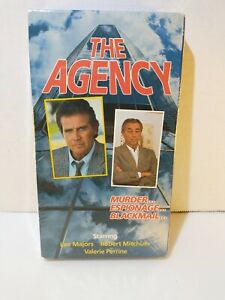 🍿NEW SEALED THE AGENCY (VHS) LEE MAJORS, ROBERT MITCHUM 🍿