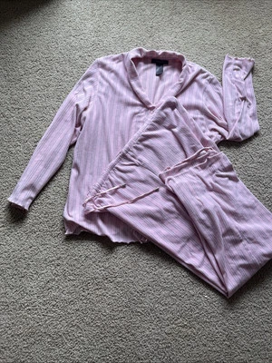 Juego de pijama para mujer Liz Claiborne 2 piezas, talla M Foto 1 de 4