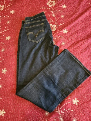 Джинсы Levis 529 Curvy Bootcut размер 10/M темная стирка - Изображение 1 из 4