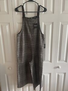 New Forever 21 Contemporary Overalls Suspenders Jumper Crop Size M