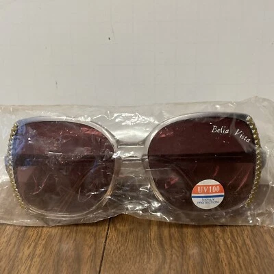 Vintage Womens’s Taiwan ROC Bella Vista Large Frame Sunglasses w/ Gold Design - Image 1 of 4