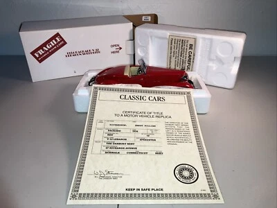 Danbury Mint 1934 Packard V-12 Lebaron Speedster 1:24 Scale Car - Image 1 of 4