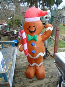 Christmas Gingerbread Man  Inflatable Outdoor Yard decor 5 feet tall Blow Up - Picture 1 of 5