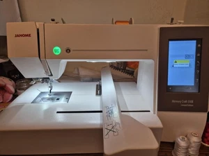 JANOME MC550E EMBROIDERY MACHINE - Picture 1 of 3