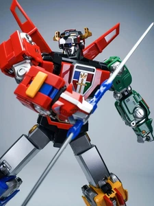 New Metal Club MuscleBear Voltron Beast King Golion Action Figure - Foto 1 di 9