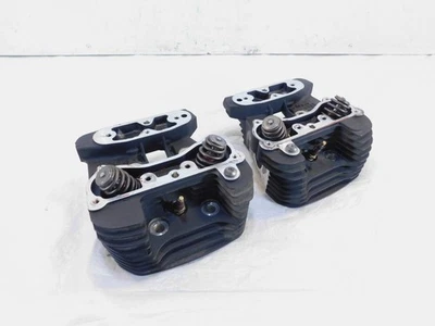 Harley-Davidson Sportster 883 2009-2018 culatas de hierro negras con válvulas Foto 1 de 4