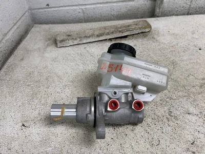 2017 NISSAN 370Z OEM Brake Master Cylinder  - Image 1 of 4