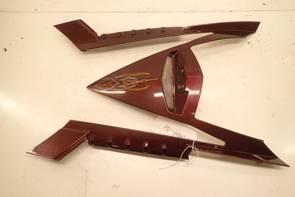 08 09 10 Victory Vision carenagem traseira traseira - Imagem 1 de 4