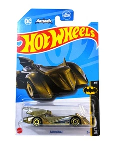 Hot Wheels ERROR Batmobile Gold 4/5 Batman "HE BRAVE AND THE BOLD" 2023 DC | New - Picture 1 of 4