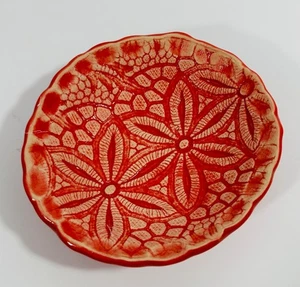 Handgefertigte rote florale Keramik Schale strukturierte Spitze / florales Design dekorativ - Bild 1 von 9
