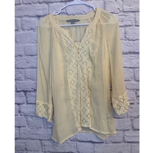 Blusa Valerie Stevens con ribete de encaje para mujer talla mediana cuello en V manga 3/4 - Imagen 1 de 7