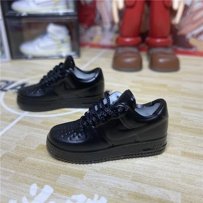 Action Figure Low Black Sneakers 1/6 Shoes for 12'' Hot Toy Doll Accessories - Image 1 of 4