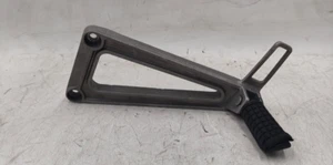 SUPPORTO PEDANA POSTERIORE SINISTRA - HONDA NX 650 DOMINATOR DAL 1996 AL 2002 - Imagen 1 de 8