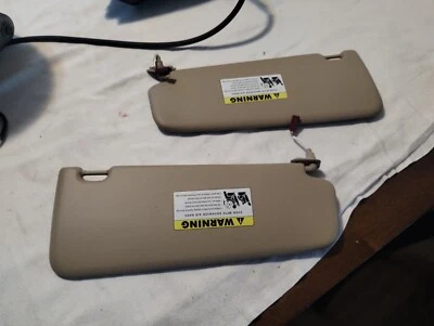 Солнцезащитный козырек 90-94 JAGUAR XJ6R XJ12 L и R желтовато-коричневый 2 предмета от оригинального производителя  - Изображение 1 из 4