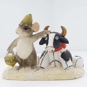 Charming Tails 87/695 Farmer Mackenzie Mouse Milk Bucket Cow Retired Silvestri - Picture 1 of 7