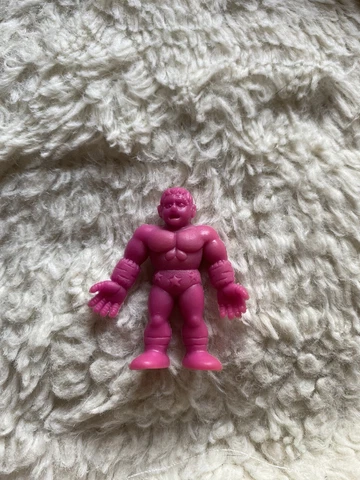 M.u.s.c.l.e. figure # 140 Terryman(B)  (Magenta) Class B Cover