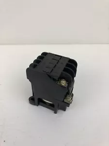 Fuji Electronic 1RH431 Auxiliary Relay SRC50-3 300VAC - Picture 1 of 8