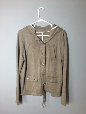 Maurices女式中号褪色绿色纽扣连帽衫棉质聚酯纤维 — 第 1/4 张图片