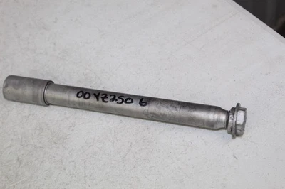 Yamaha YZ250 1999-2004 OEM eje delantero 5BE-25181-00-00 con tuerca YZ 125 250 0/6 Foto 1 de 2