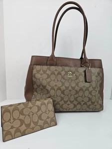 Coach F31474 Braun Leder Casey Beuteltasche Khaki Signatur Canvas Tragetasche Geldbörse - Bild 1 von 18