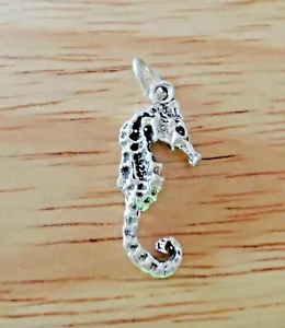 Sterling Silver 3D 20x9mm Fish Shell Beach Medium Seahorse Charm - Picture 1 of 4