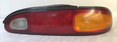 1993-97 Mazda MX-6 RH Passenger Side Tail Light OEM 166-58645R - Image 1 of 4