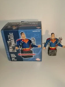 Dc Bust Heroes Of The Dc Universe Superman - Picture 1 of 1