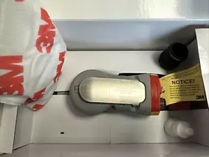 28529 3M™ ELITE SELF-GENERATED VACUUM RANDOM ORBITAL SANDER 70 MM X 198 MM, 1/8 - Picture 1 of 4