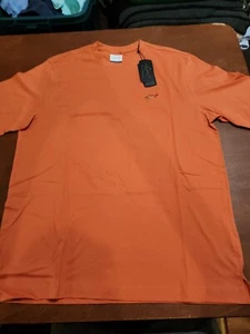 Greg Norman Shark Men's MEDIUM S/S Orange Embroidered Pocket T-Shirt NWT. SB21 - Picture 1 of 9