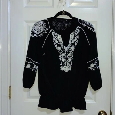 Yop tejido blanco y negro adornado de Cyrus. Talla XL Foto 1 de 4