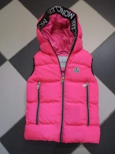 Moncler Weste+Kapuze, Gr.116-126,Brustweite 40cm.Wind-Wasserdicht,atmungsaktiv, - Bild 1 von 8