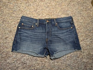 Levi's 501 Damen Distressed Knopfleiste blau Denim Shorts Größe 30 neu mit Etikett - Bild 1 von 5