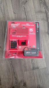 Milwaukee M18 Redlithium XC5.0 Starter Kit 18 V - (48-59-1850) - Foto 1 di 1