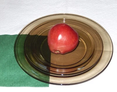 Set of 2 Arcoroc France Smokey Brown Glass Dinner Plate + Dessert / Side Plate - Image 1 of 4