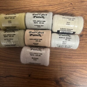 Purr-fect Punch 100% Acrylic Yarn 225 yds. Mixed Lot - Picture 1 of 1