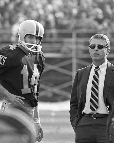 1968 Iowa Hawkeyes ED PODOLAK & Coach RAY NAGEL Glossy 8x10 Photo Print Poster Cover