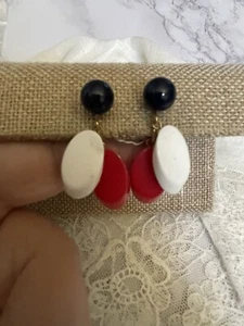 Trifari Signed Vintage Red White Blue Plastic Clip on Earrings T-25 - Picture 1 of 7