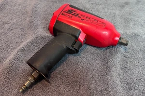 Llave de impacto de aire de alta resistencia Snap-On MG725A de 1/2" usada - roja - Imagen 1 de 14