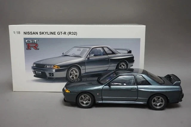 Pistola gris 1/18 AUTOart Nissan Skyline GT-R R32 Foto 1 de 1