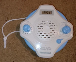Radio Shack 12-896 AM/FM Shower Radio w/ LCD Alarm Clock Tested - Picture 1 of 3