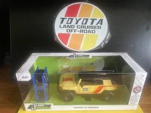 JADA 1/24 JUST TRUCKS TOYOTA FJ CRUISER NIB+8”DIA. METAL SIGN NIP SPECIAL ED. - Picture 1 of 13