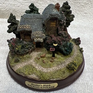 Estatuilla de cabaña Thomas Kinkade iluminada brezos jardín de flores inglés - Imagen 1 de 8