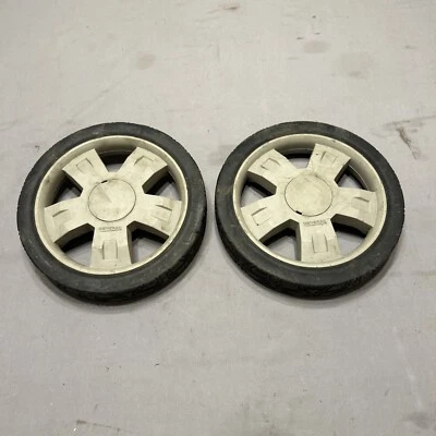 GENERAC 2700PSI 2.3GPM PRESSURE WASHER 10” WHEELS - Image 1 of 4