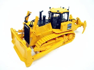 UH 1/50 Scale Komatsu D155AX-7 Bulldozer w/Ripper Diecast Model Toy Gift UH8010 - Picture 1 of 5