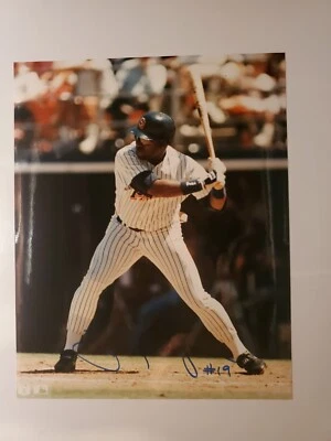 Autographed 8x10 TONY GWYNN San Diego Padres  photo - ( HAND SIGNED ) WITH PHOTO - Image 1 of 4